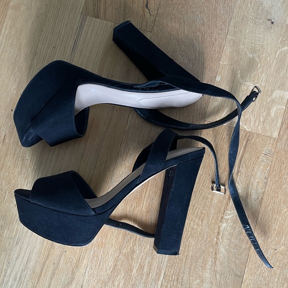 ALDO Black Chunky Suede Open Toe 5” Heel - Picture 3 of 3